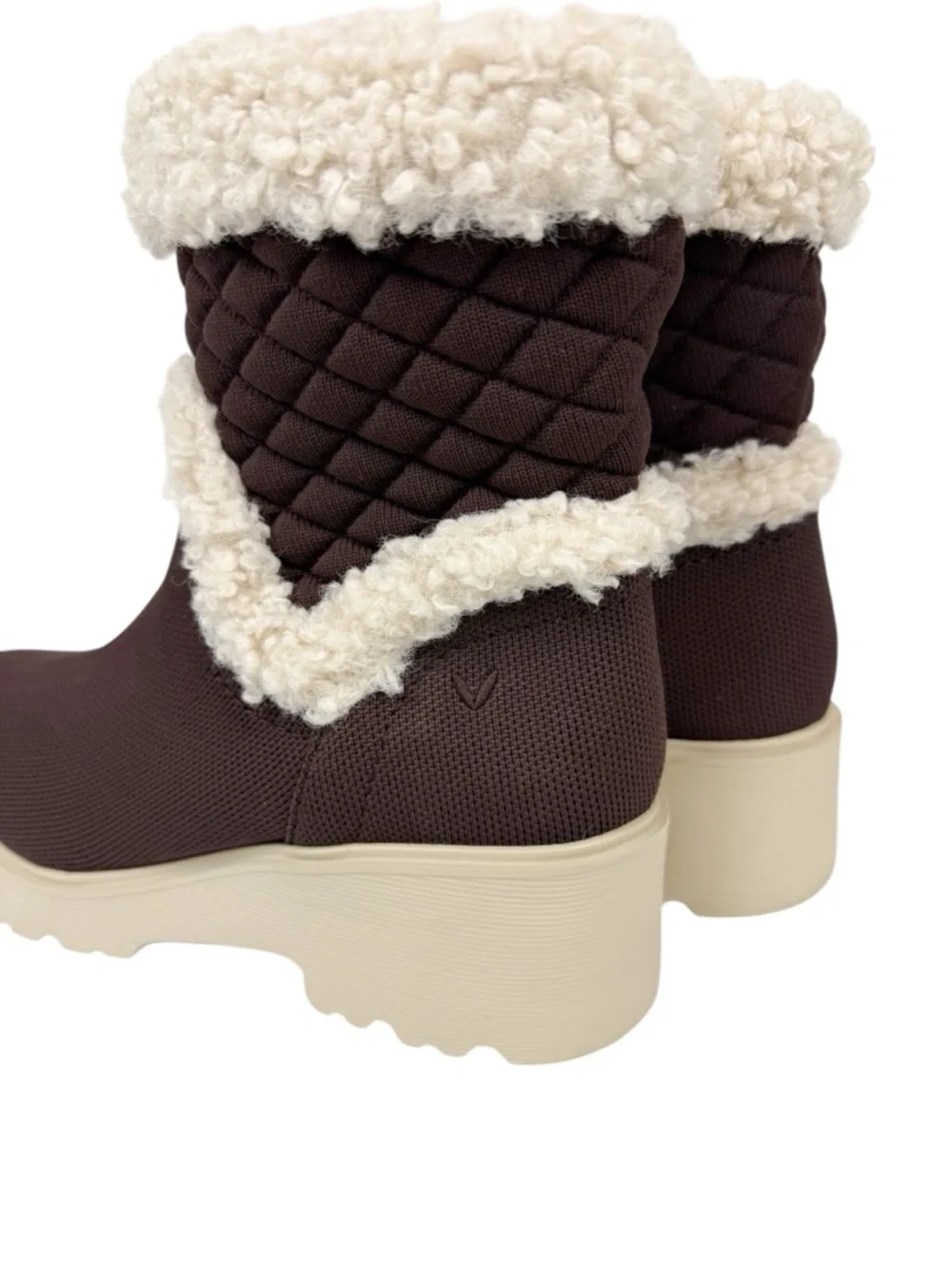 Vivaia Emilia Fluffy Round Toe Chunky Wedge Boots Chocolate Brown Size 40/ US‎ 9